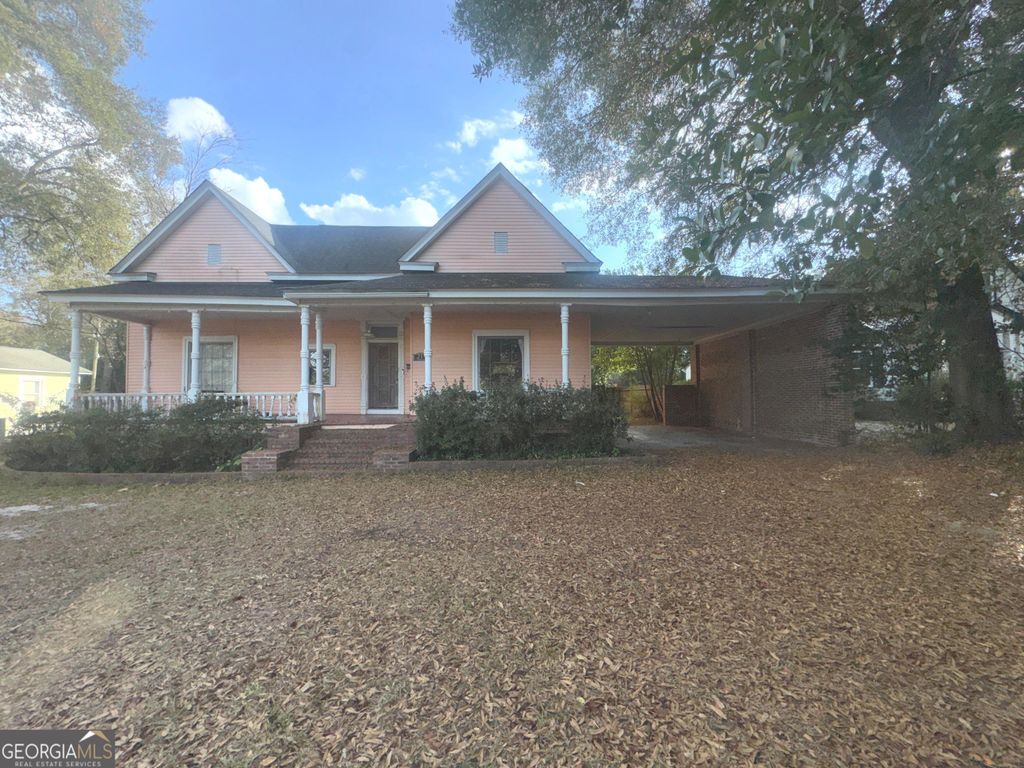 21 Kibbee Street, Hawkinsville, GA 31036