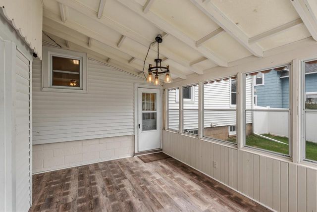 262 W North Street, Juneau, WI 53039