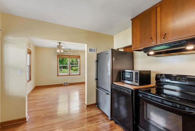 262 W North Street, Juneau, WI 53039