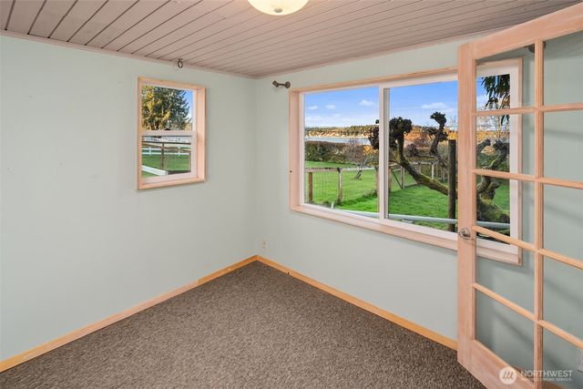 9722 SW Windmill Street, Vashon, WA 98070