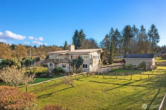 9722 SW Windmill Street, Vashon, WA 98070
