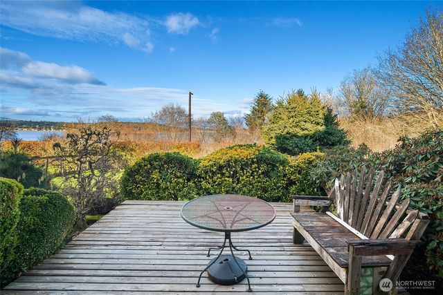 9722 SW Windmill Street, Vashon, WA 98070