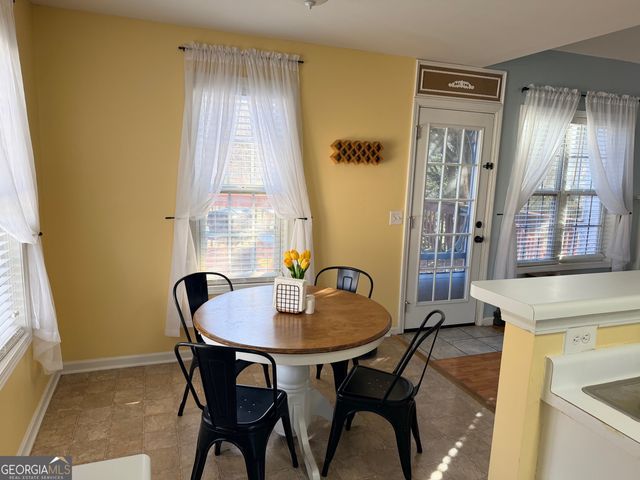 59 Indian Hills Drive, Rydal, GA 30171