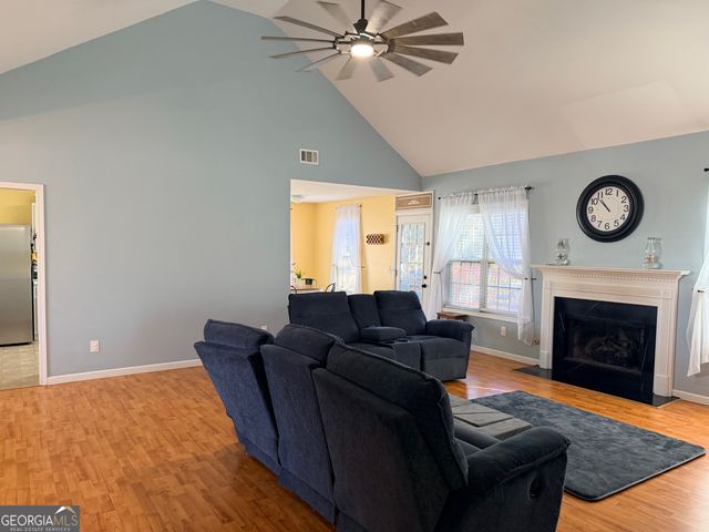 59 Indian Hills Drive, Rydal, GA 30171