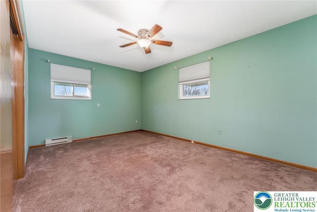 4722 Steuben Road, Lower Nazareth Twp, PA 18064