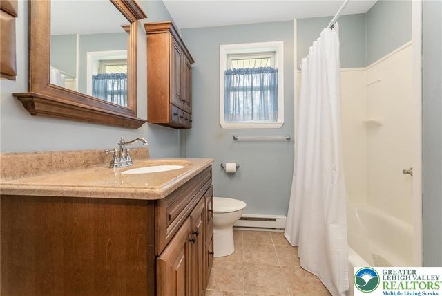 4722 Steuben Road, Lower Nazareth Twp, PA 18064