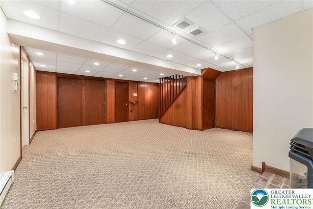 4722 Steuben Road, Lower Nazareth Twp, PA 18064