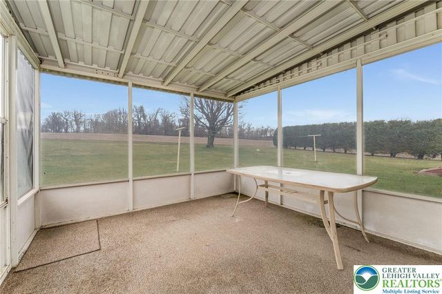 4722 Steuben Road, Lower Nazareth Twp, PA 18064