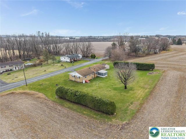 4722 Steuben Road, Lower Nazareth Twp, PA 18064