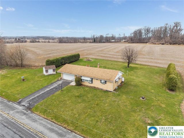 4722 Steuben Road, Lower Nazareth Twp, PA 18064