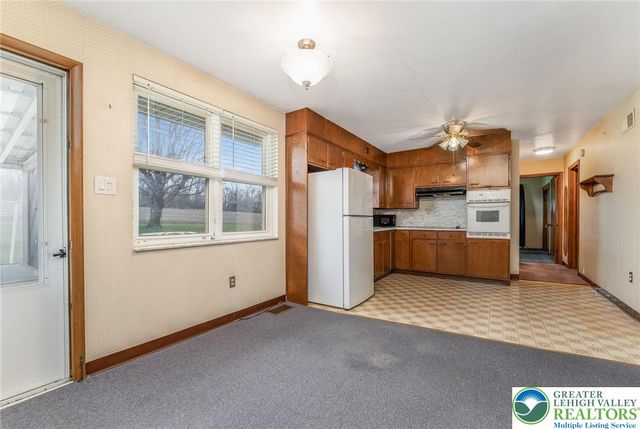 4722 Steuben Road, Lower Nazareth Twp, PA 18064