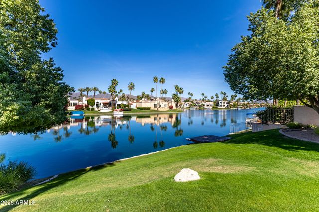 10068 E CINNABAR Avenue, Scottsdale, AZ 85258