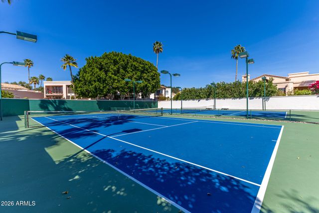 10068 E CINNABAR Avenue, Scottsdale, AZ 85258