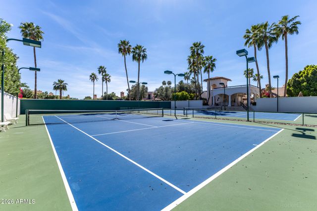 10068 E CINNABAR Avenue, Scottsdale, AZ 85258