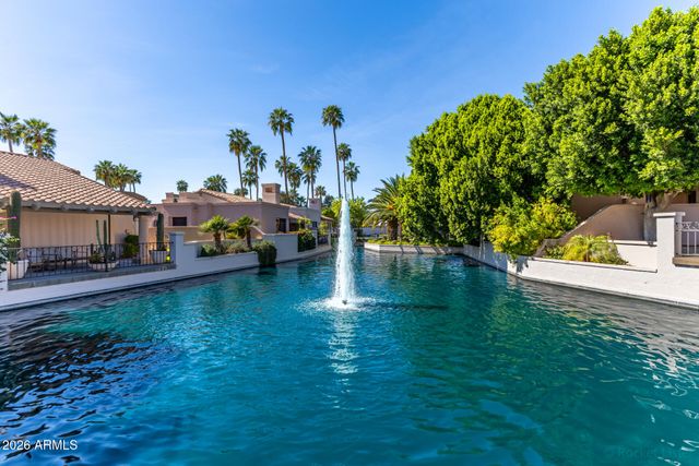 10068 E CINNABAR Avenue, Scottsdale, AZ 85258