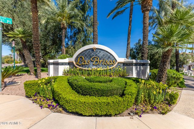 10068 E CINNABAR Avenue, Scottsdale, AZ 85258