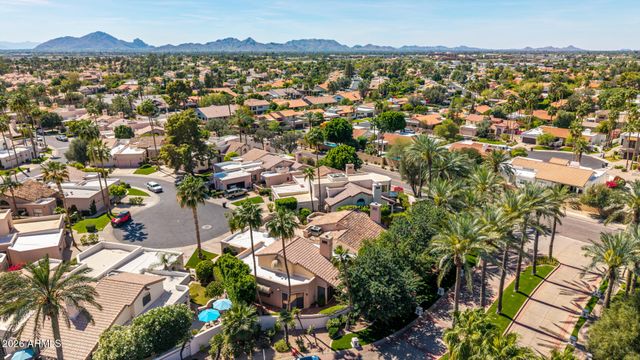10068 E CINNABAR Avenue, Scottsdale, AZ 85258