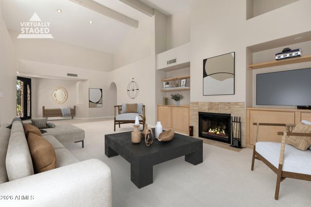 10068 E CINNABAR Avenue, Scottsdale, AZ 85258