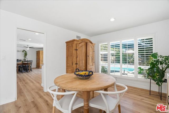 10940 Andora Avenue, Chatsworth (los Angeles), CA 91311