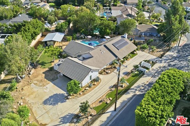 10940 Andora Avenue, Chatsworth (los Angeles), CA 91311