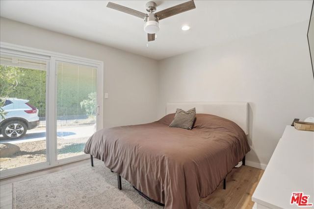 10940 Andora Avenue, Chatsworth (los Angeles), CA 91311