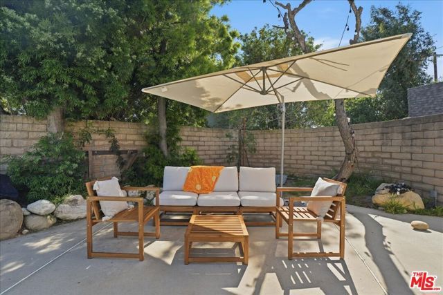 10940 Andora Avenue, Chatsworth (los Angeles), CA 91311