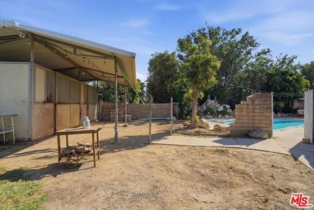 10940 Andora Avenue, Chatsworth (los Angeles), CA 91311