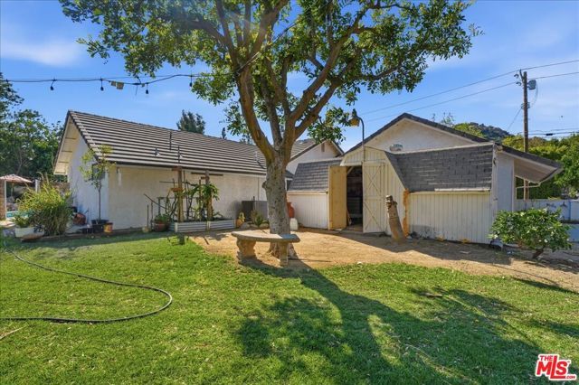 10940 Andora Avenue, Chatsworth (los Angeles), CA 91311