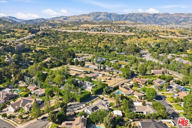 10940 Andora Avenue, Chatsworth (los Angeles), CA 91311