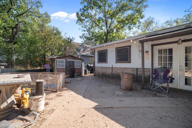 800 Vargas RD, Austin, TX 78741