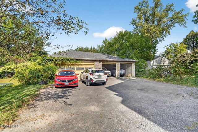 50 Manning Boulevard, Albany, NY 12203