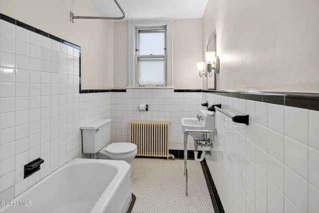 50 Manning Boulevard, Albany, NY 12203