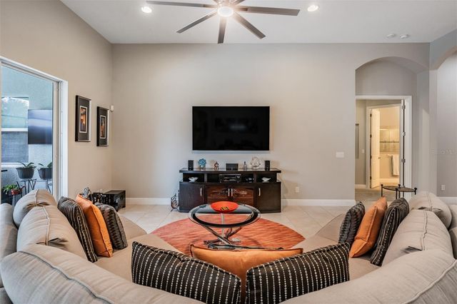 19420 AUTUMN CHASE COURT, Land O Lakes, FL 34638