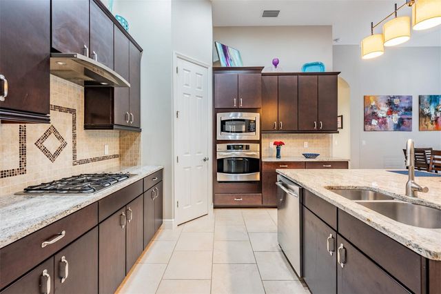 19420 AUTUMN CHASE COURT, Land O Lakes, FL 34638