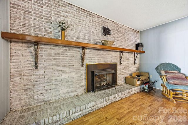 88 Lost Creek Drive, Flat Rock, NC 28731