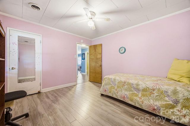 88 Lost Creek Drive, Flat Rock, NC 28731