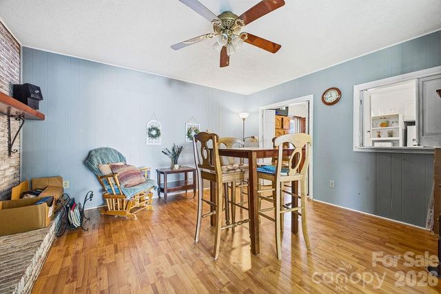 88 Lost Creek Drive, Flat Rock, NC 28731