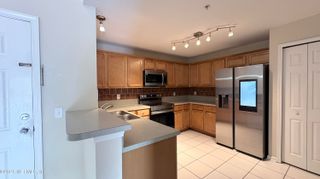 3680 KIRKPATRICK Circle 15, Jacksonville, FL 32210