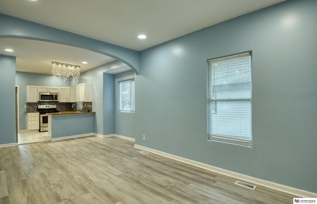 4543 N 36th Avenue, Omaha, NE 68111