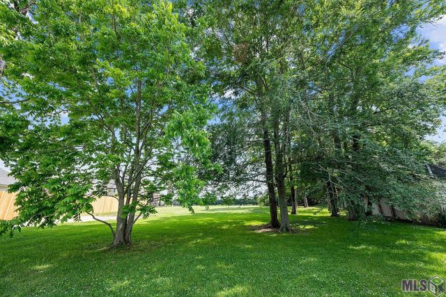 17329 Highland Rd, Baton Rouge, LA 70810