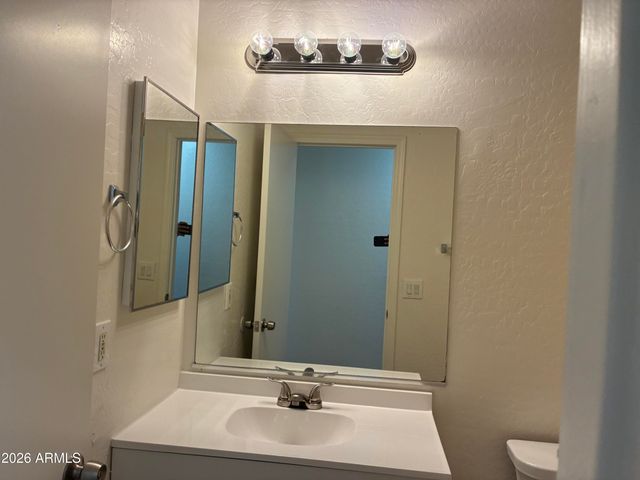 6027 W ENCINAS Lane, Phoenix, AZ 85043