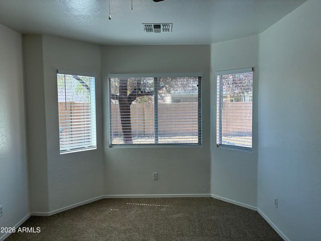 6027 W ENCINAS Lane, Phoenix, AZ 85043
