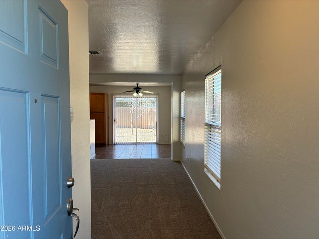 6027 W ENCINAS Lane, Phoenix, AZ 85043