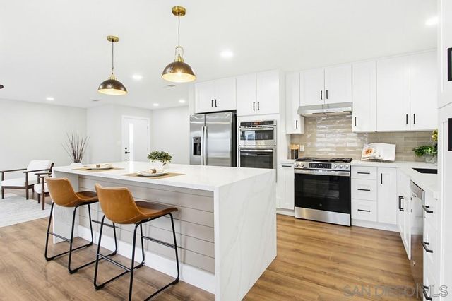 6441 Bounty Court, San Diego, CA 92120
