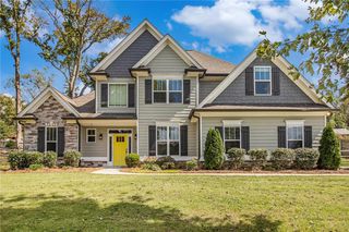 3117 Shelter Cove, Gainesville, GA 30506