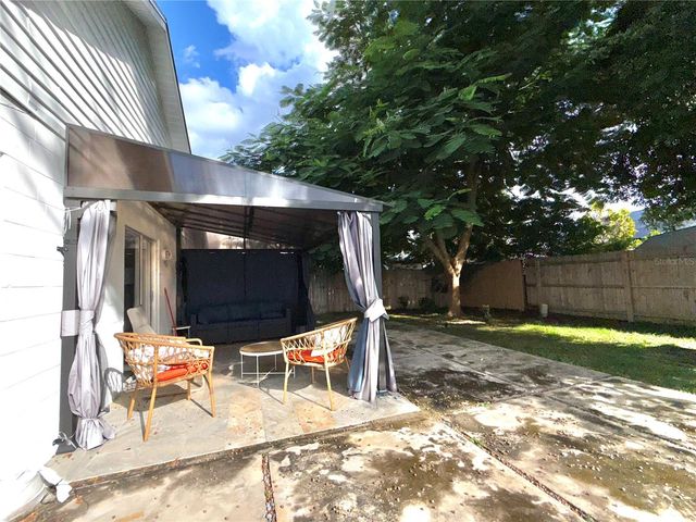 6912 LONG NEEDLE COURT, Orlando, FL 32822