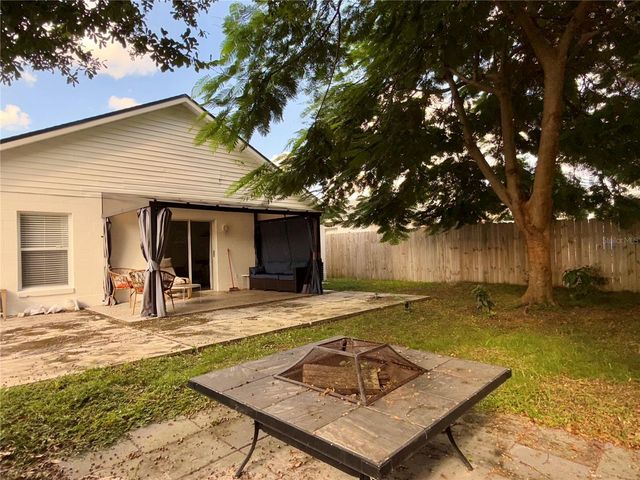 6912 LONG NEEDLE COURT, Orlando, FL 32822