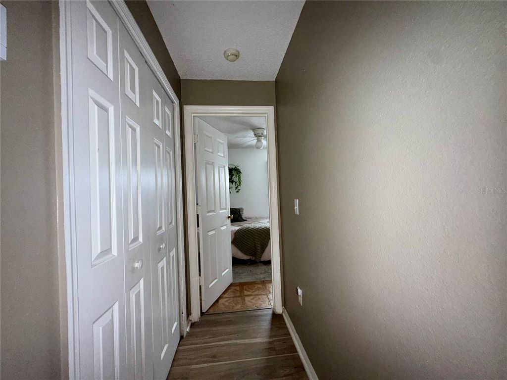 Image 24 of property listing at 6912 LONG NEEDLE COURT, Orlando, FL 32822