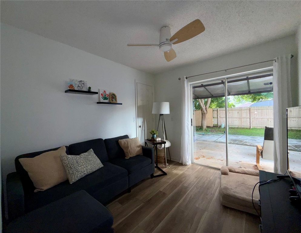 Image 34 of property listing at 6912 LONG NEEDLE COURT, Orlando, FL 32822