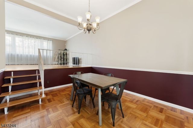 884 Peach Tree Rd, Union Twp., NJ 07083